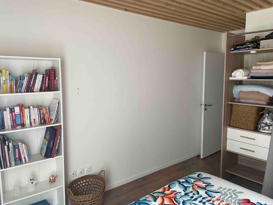 Prego , Cosy Flat Next To Disneylandparis Chanteloup-en-Brie Eksteriør billede